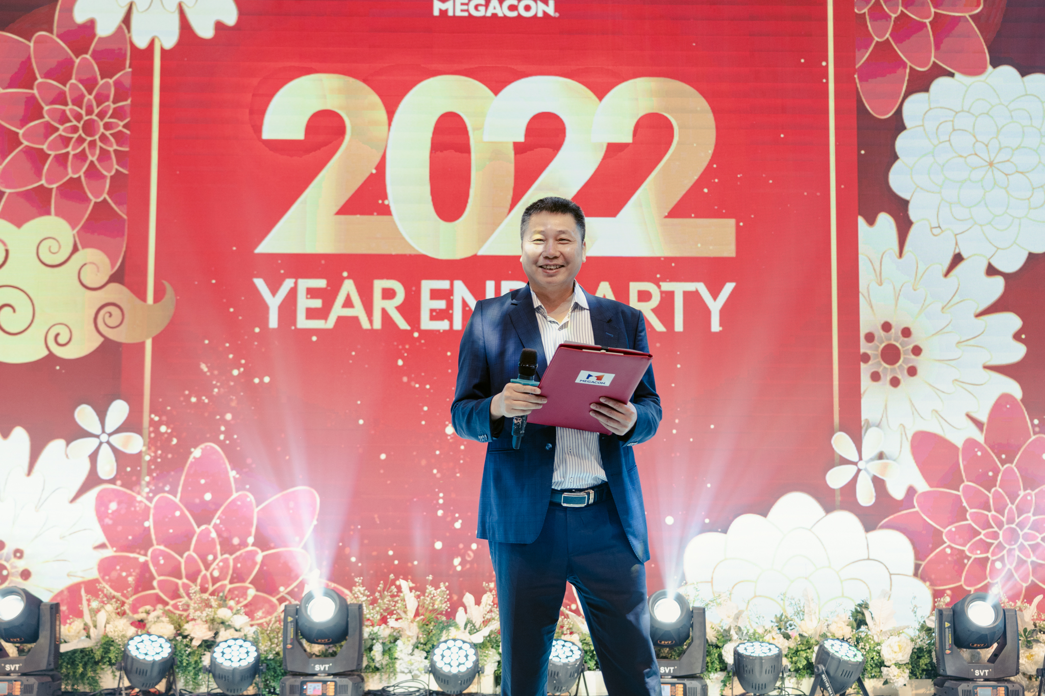 YEAR END PARTY MEGACON 2022