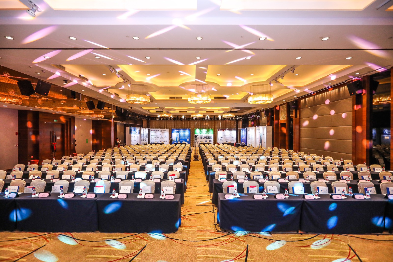 MEGACON hân hạnh là nhà tài trợ của Lễ trao thưởng và Hội nghị thường niên ngành Công nghiệp Điện tử Trung-Ấn-Việt 2021